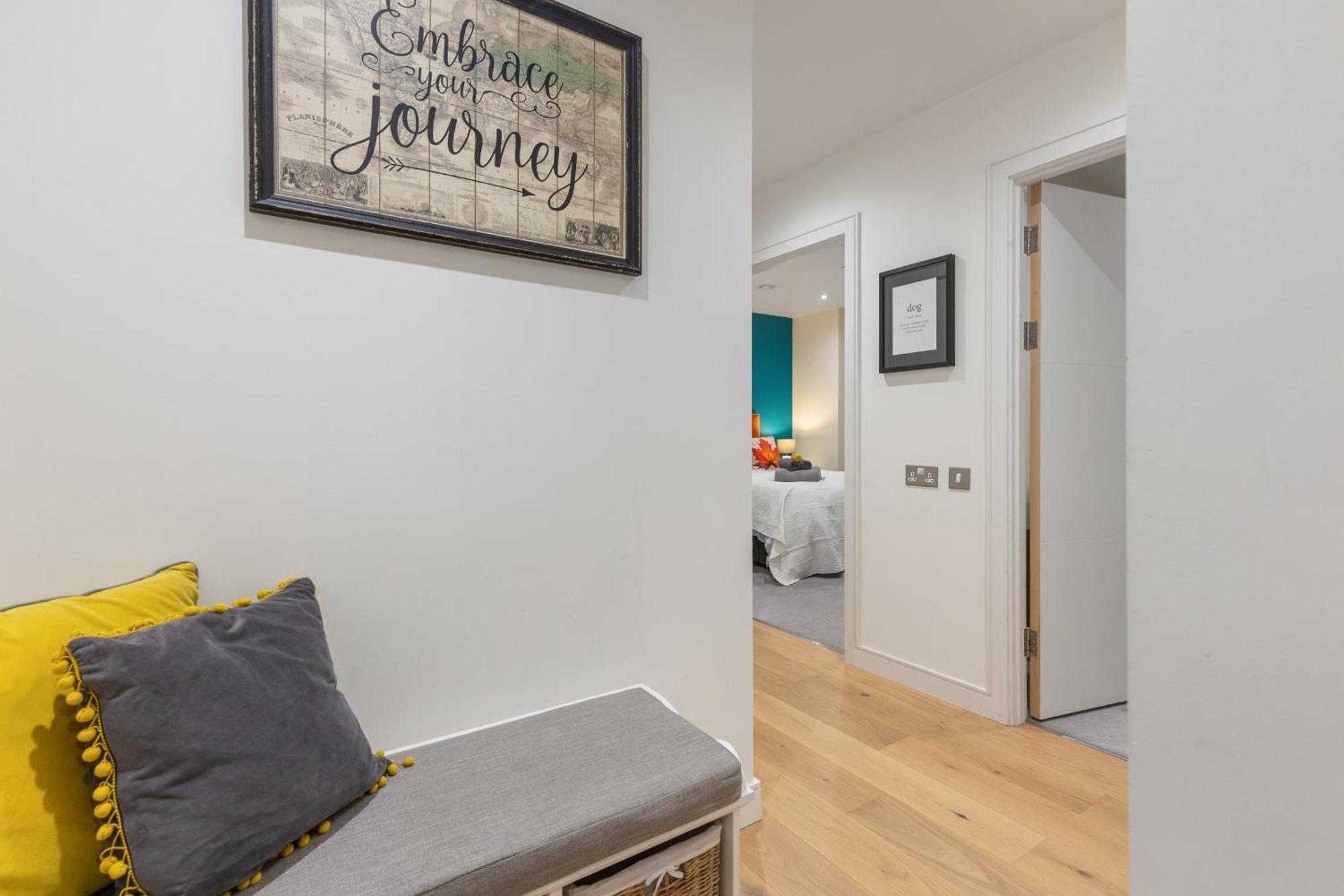 Classy Riverside Flat In Canary Wharf * Londra
